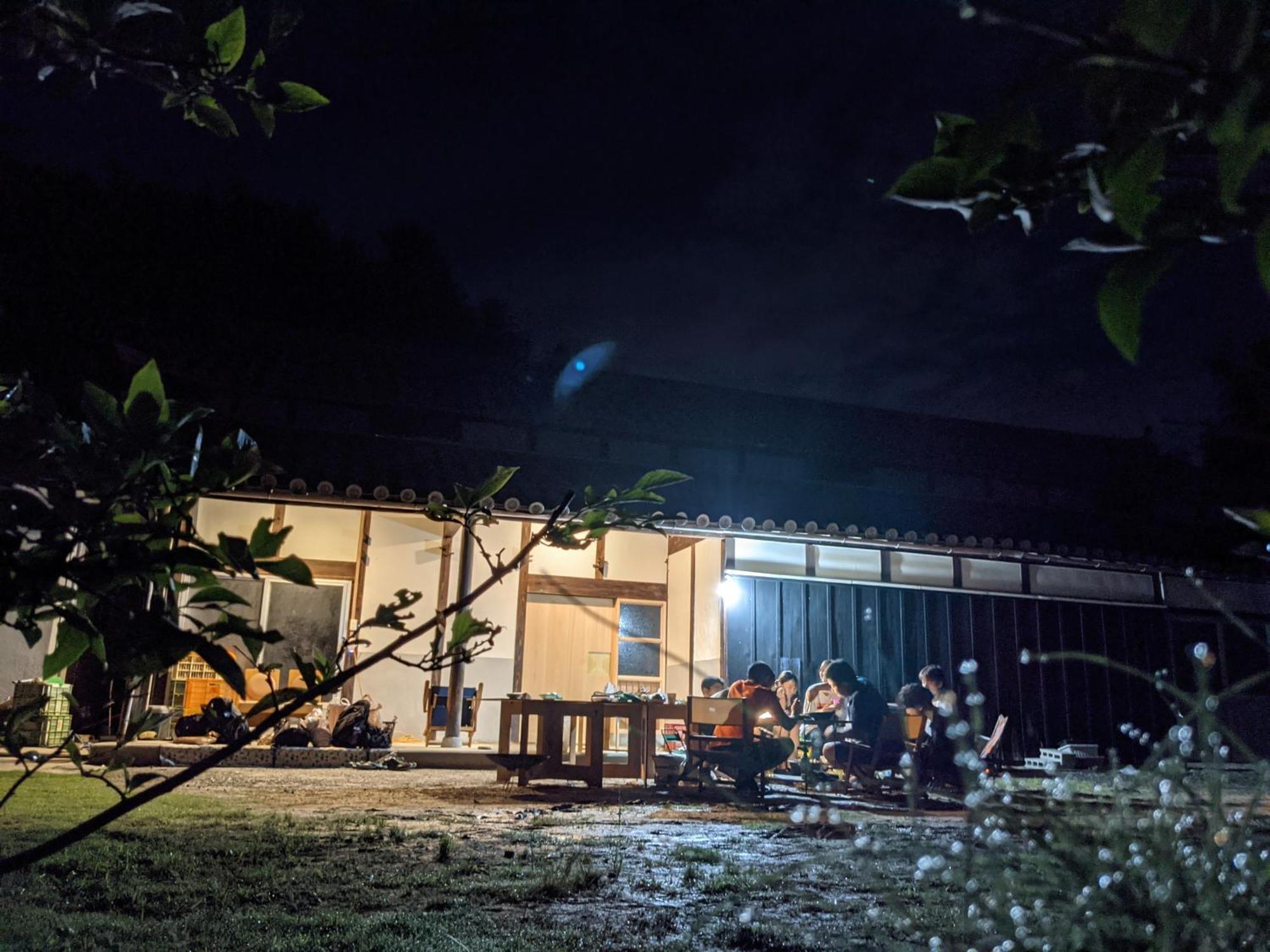 猫と図書館のある宿 草地家 Kusachike Minamiawaji Dış mekan fotoğraf
