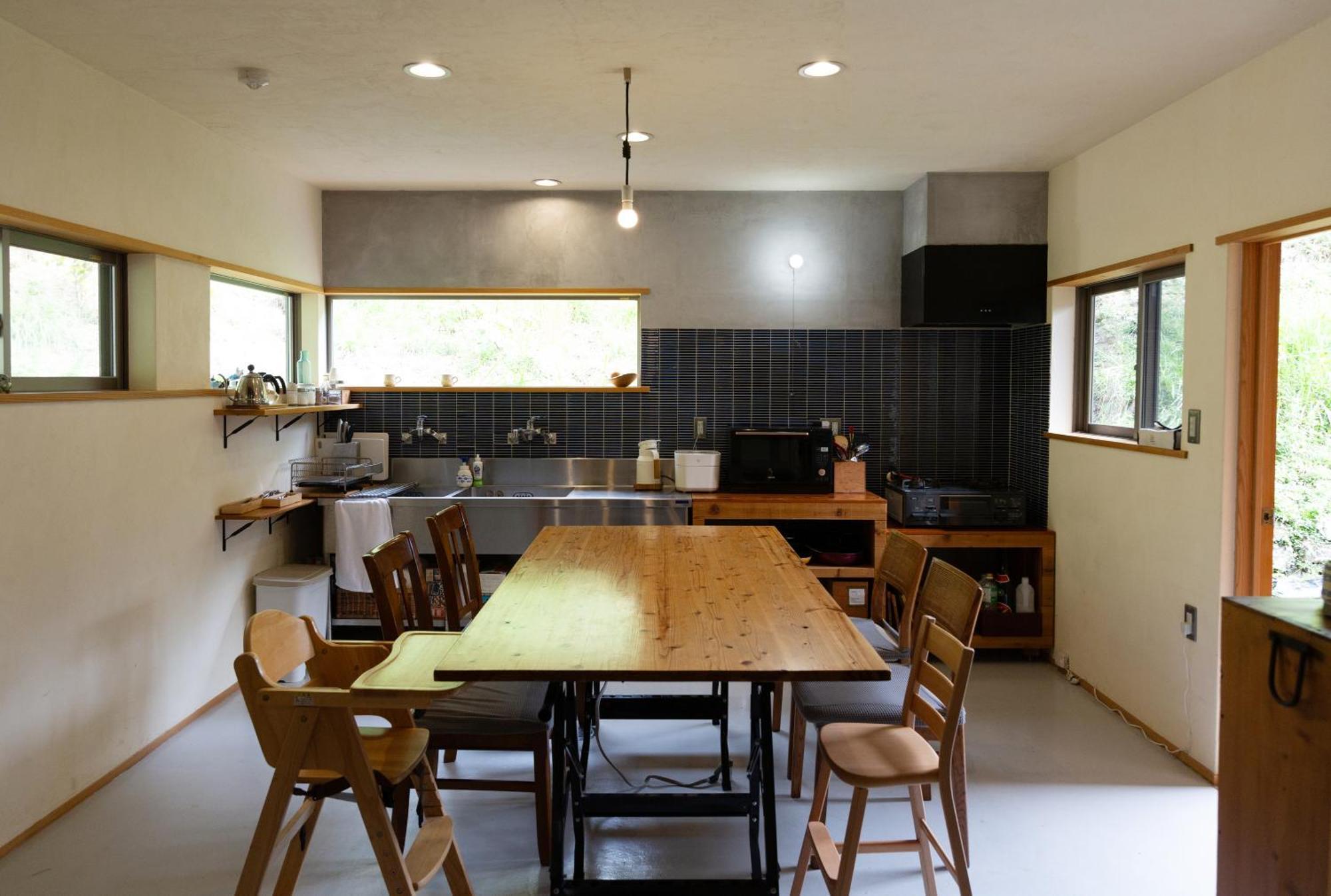 猫と図書館のある宿 草地家 Kusachike Minamiawaji Dış mekan fotoğraf